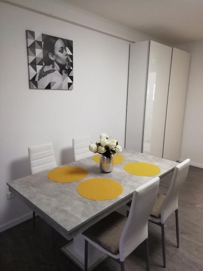 Salvus Apartman Apartment Eger Ngoại thất bức ảnh